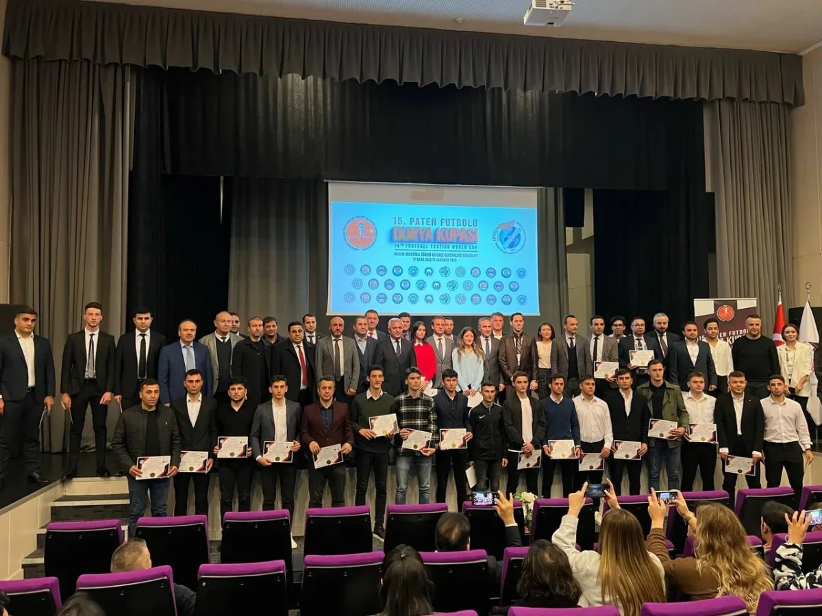 Participants at an international FIFS and IPTC education, certification and licensing seminar