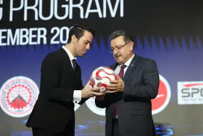 FIFS officials and international delegations at federation events (photograph 2 of 19)