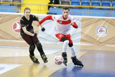 Match action from the 15th Senior Football Skating World Cup in Trabzon (photograph 23 of 34)